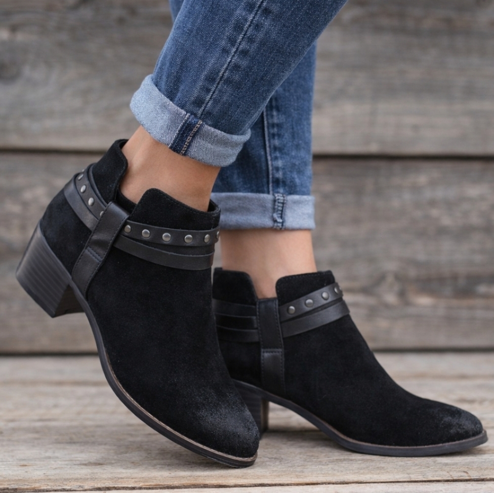 Clarks Somerset Breccan Shine Modern Western Minimalist Block Heel Bootie 8.5M